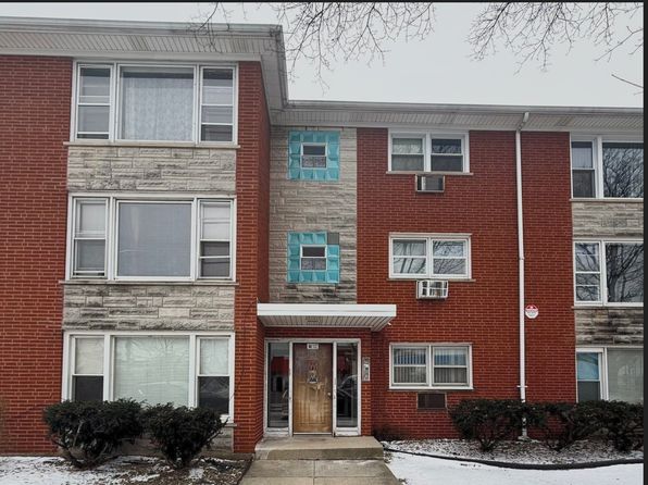 801 E 87th Pl APT 2W