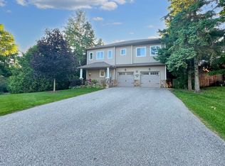 952 Kelsowood Ln, Centre Wellington, ON