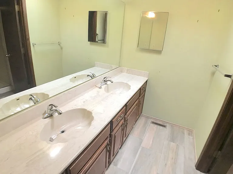 1099 Carmel Rd — Photo 19