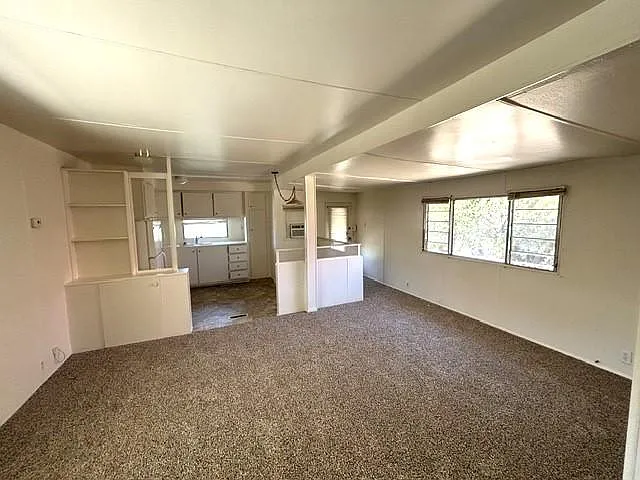 1074 W. Johnston Ave. — Photo 4