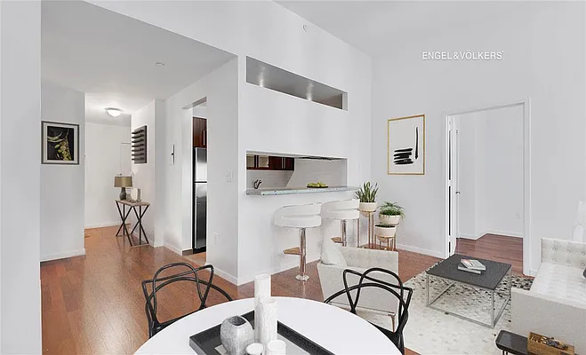 Sold by Engel & Völkers New York Real Estate | media 14