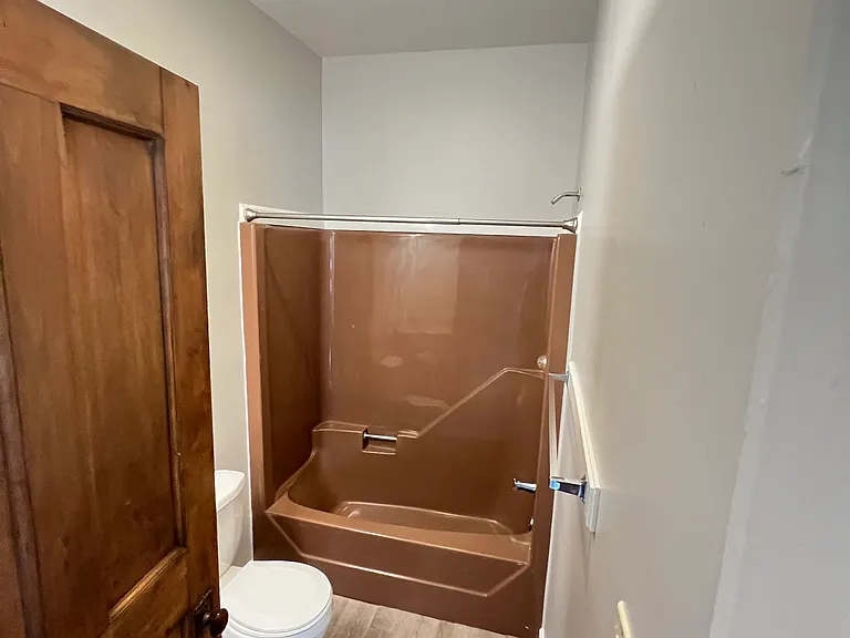 5 Whitman Court Sodo Brownstone Neighborhood #1C — Photo 5