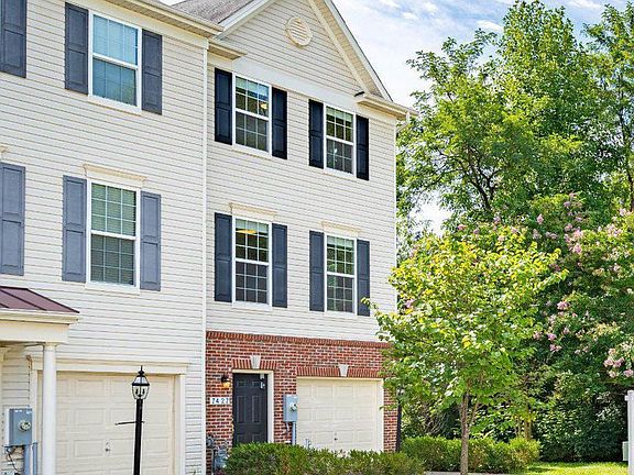 2nd image of 7427 Willow View Ln