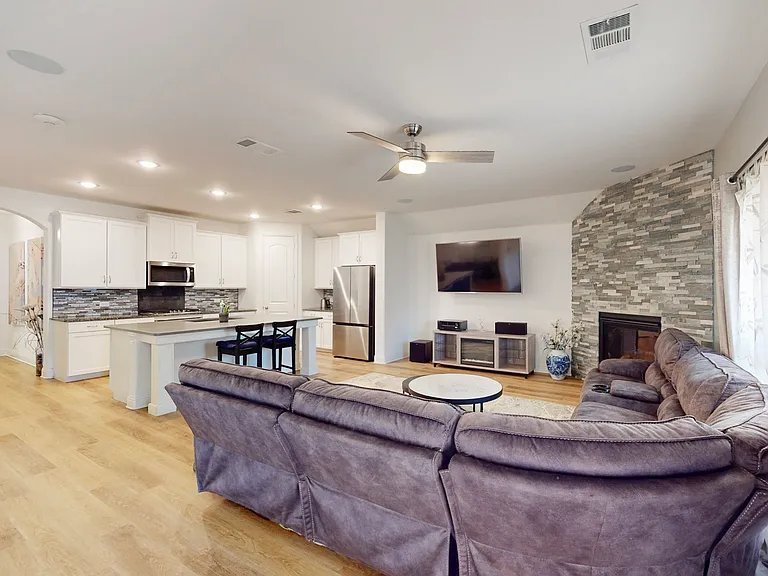 6112 Whale Rock Ct — Photo 7