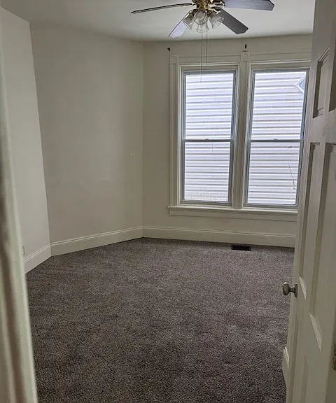 428 Oak St #1 — Photo 4