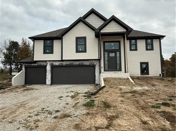 12402 Morgan St, Excelsior Springs, MO 64024