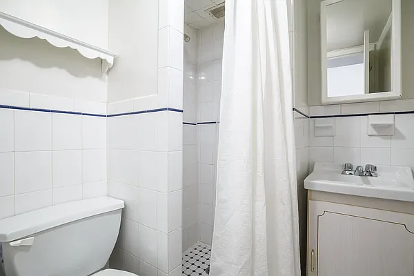 Rented by Elegran | media 4