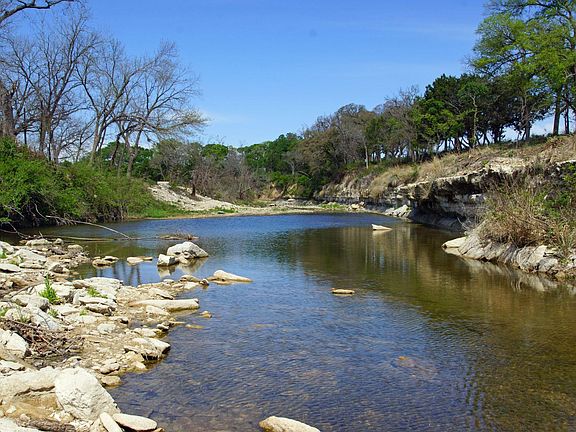 4th image of County Road 207