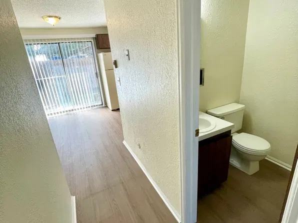 Lovely 2 Bedroom 1.5 Bath 2-Story Townhome - SW Loveland!, 2330 S Colorado Ave E, Loveland, CO 80537