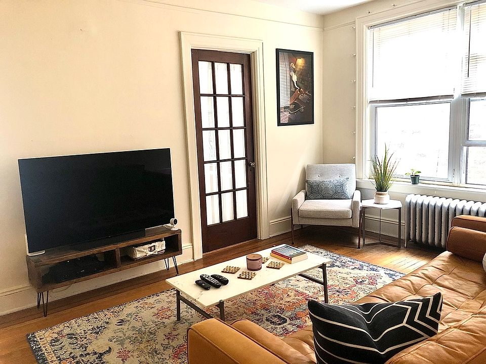 1st image of 22-11 29th St #2R