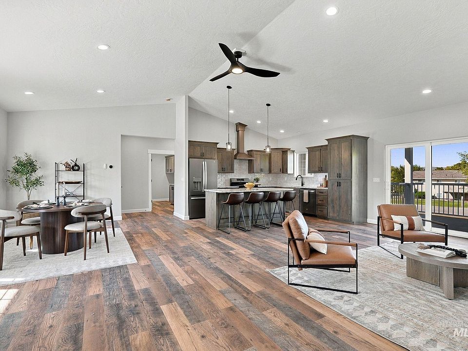 1st image of 1023 Richardson Ave