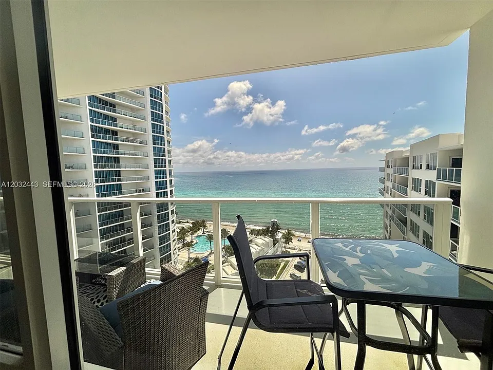 3505 S Ocean Dr #Penthouse 6