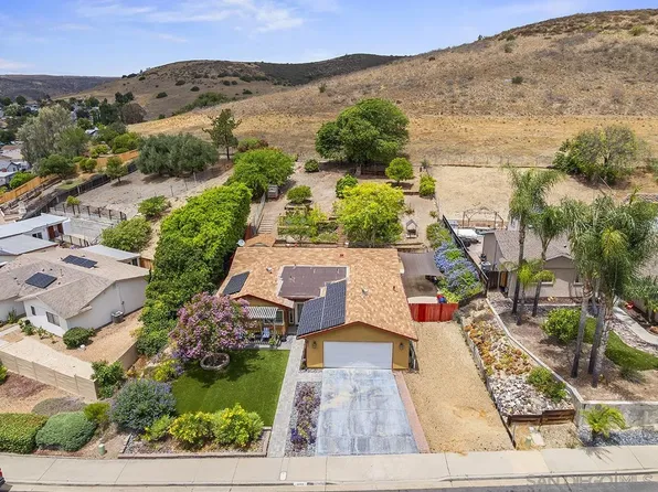 9644 Cecilwood Dr, Santee, CA 92071