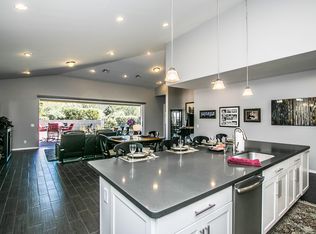 2922 E Minnezona Ave, Phoenix, AZ 85016