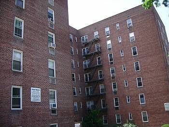 1st image of 615 Warburton Ave APT 4N