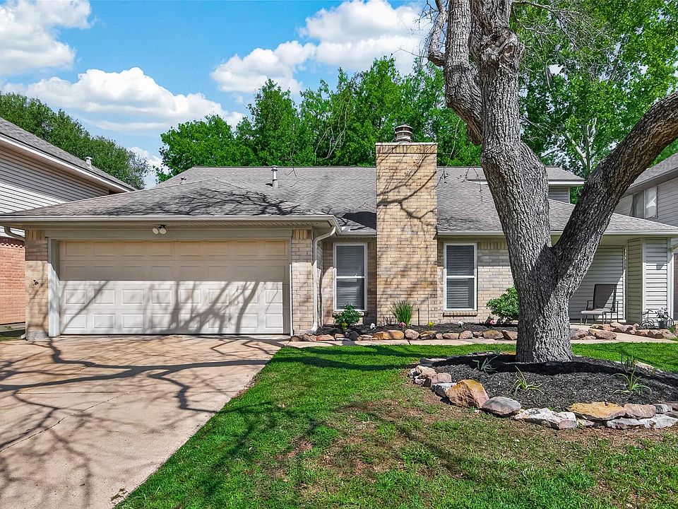 1st image of 10610 Wayward Wind Ln