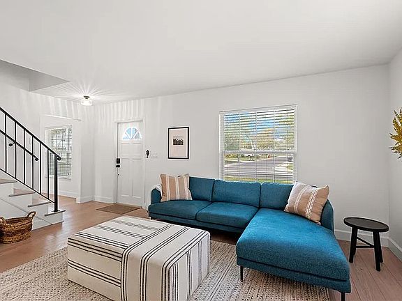 4th image of 8067 123rd St