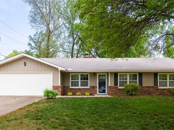 3514 Yale Rd, Lawrence, KS 66049