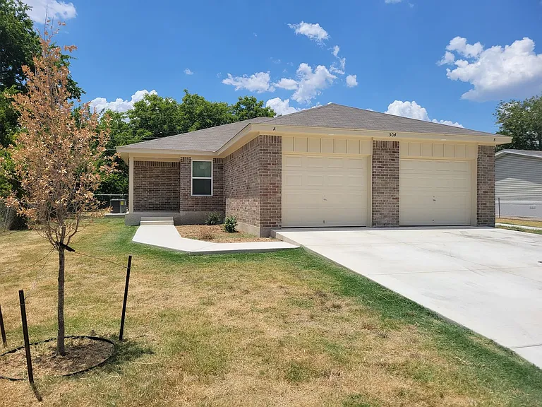 504 S Juanita Dr — Photo 1
