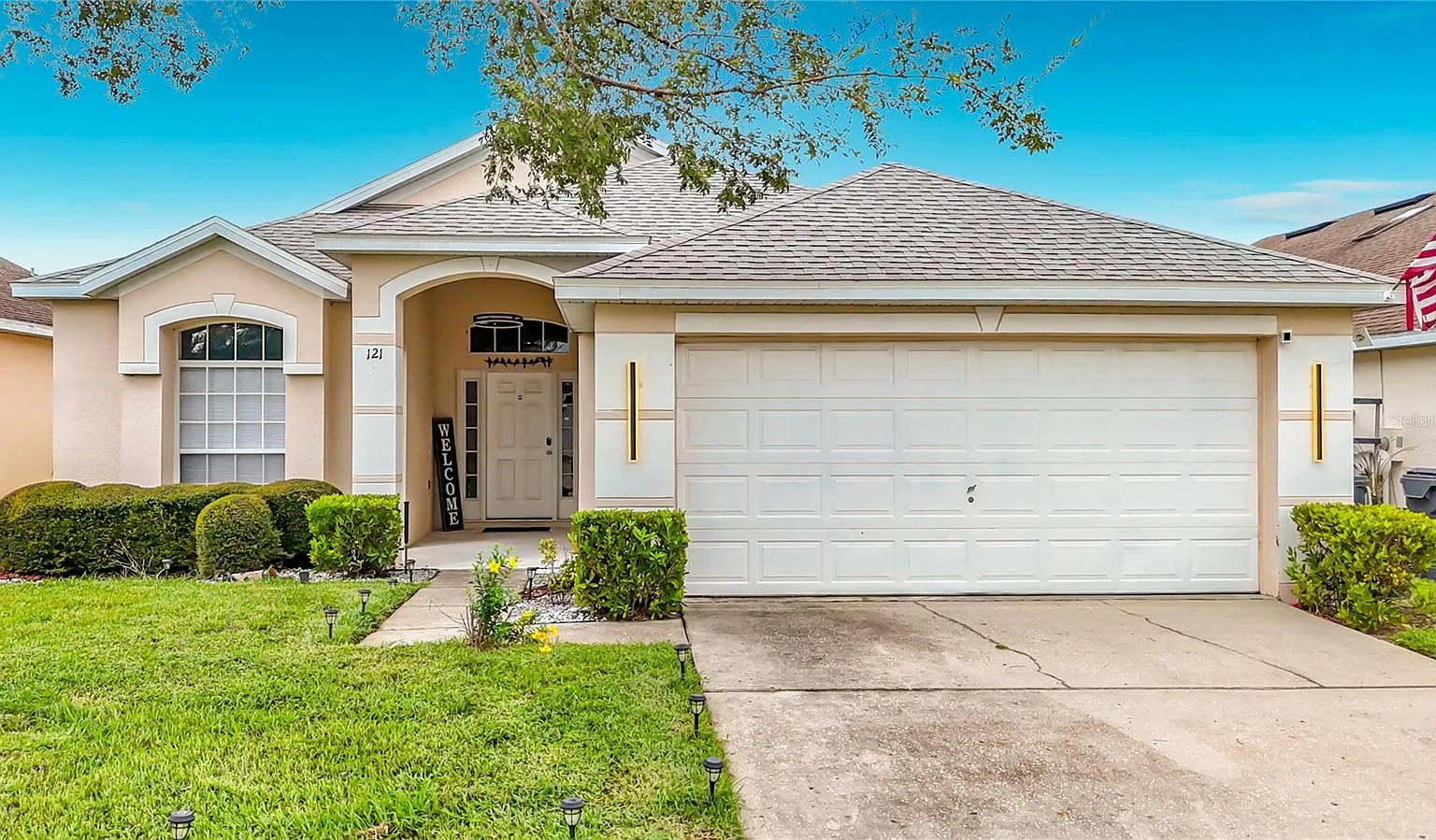 3 bed, 2.0 bath, 1562 sqft, $2,950 — Photo 1