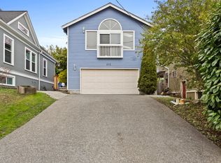 212 17th Ave UNIT 2, Seattle, WA 98122