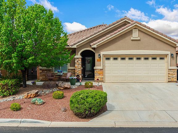 3rd image of 819 Golden Yarrow Trl