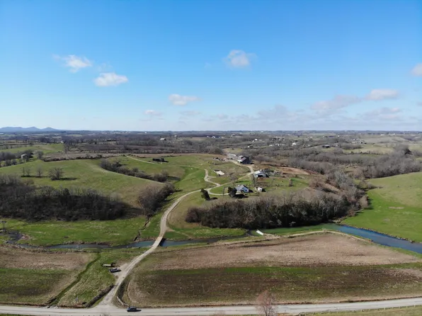 3820 Spencer Rd, Mount Sterling, KY 40353