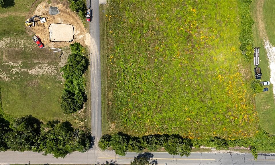 2nd image of 2 Sconticut Neck Rd #2