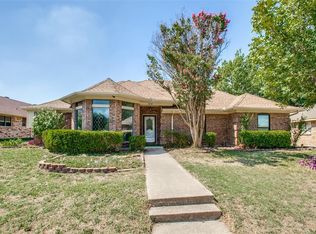 3318 Bending Oaks Trl, Garland, TX 75044