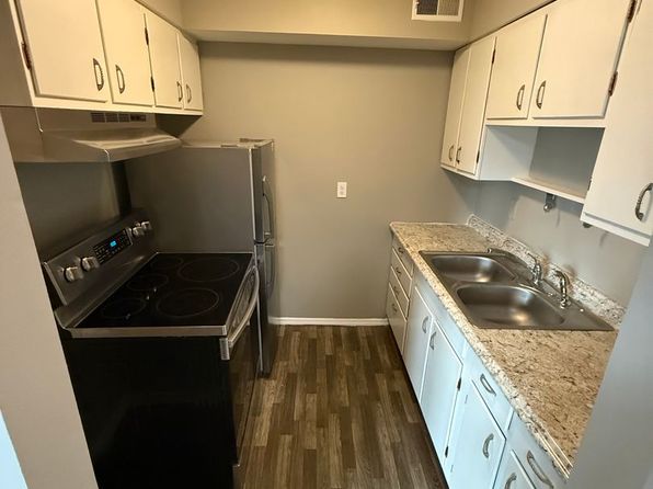 904 Georgian Dr APT L