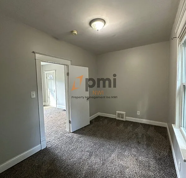 2122 Elston St #A — Photo 20