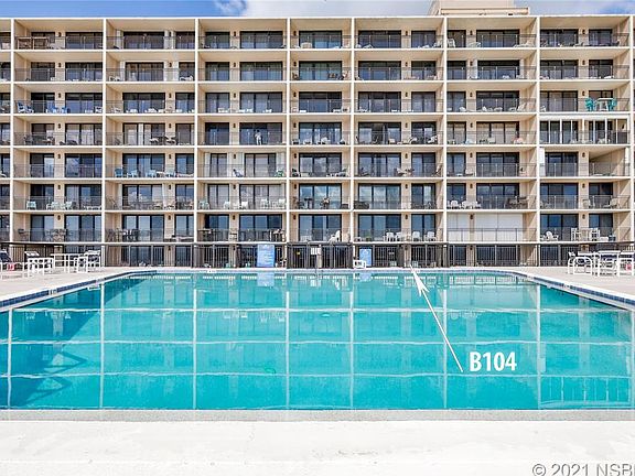 4th image of 4139 S Atlantic Ave APT B104
