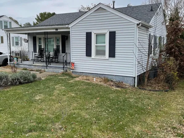 221 Walker St, Lexington, VA 24450