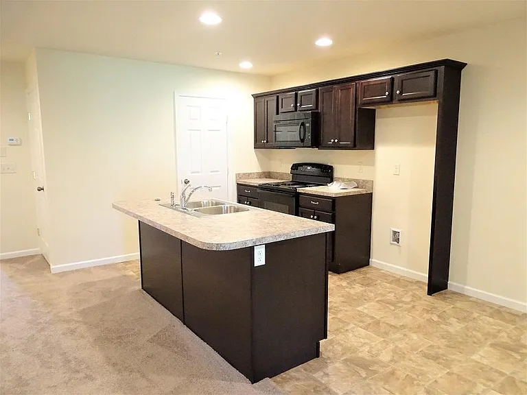 157 Linda Sue Ln — Photo 5