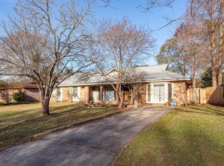 128 Mulberry Dr, Summerville, SC 29486