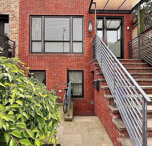 452 Van Buren St #1 — Photo 13