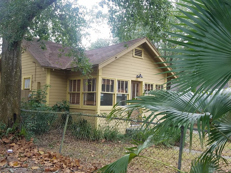 1st image of 236 Orange Pl