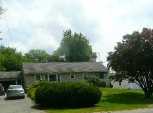 215 Marsh Hill Rd, Dracut, MA 01826
