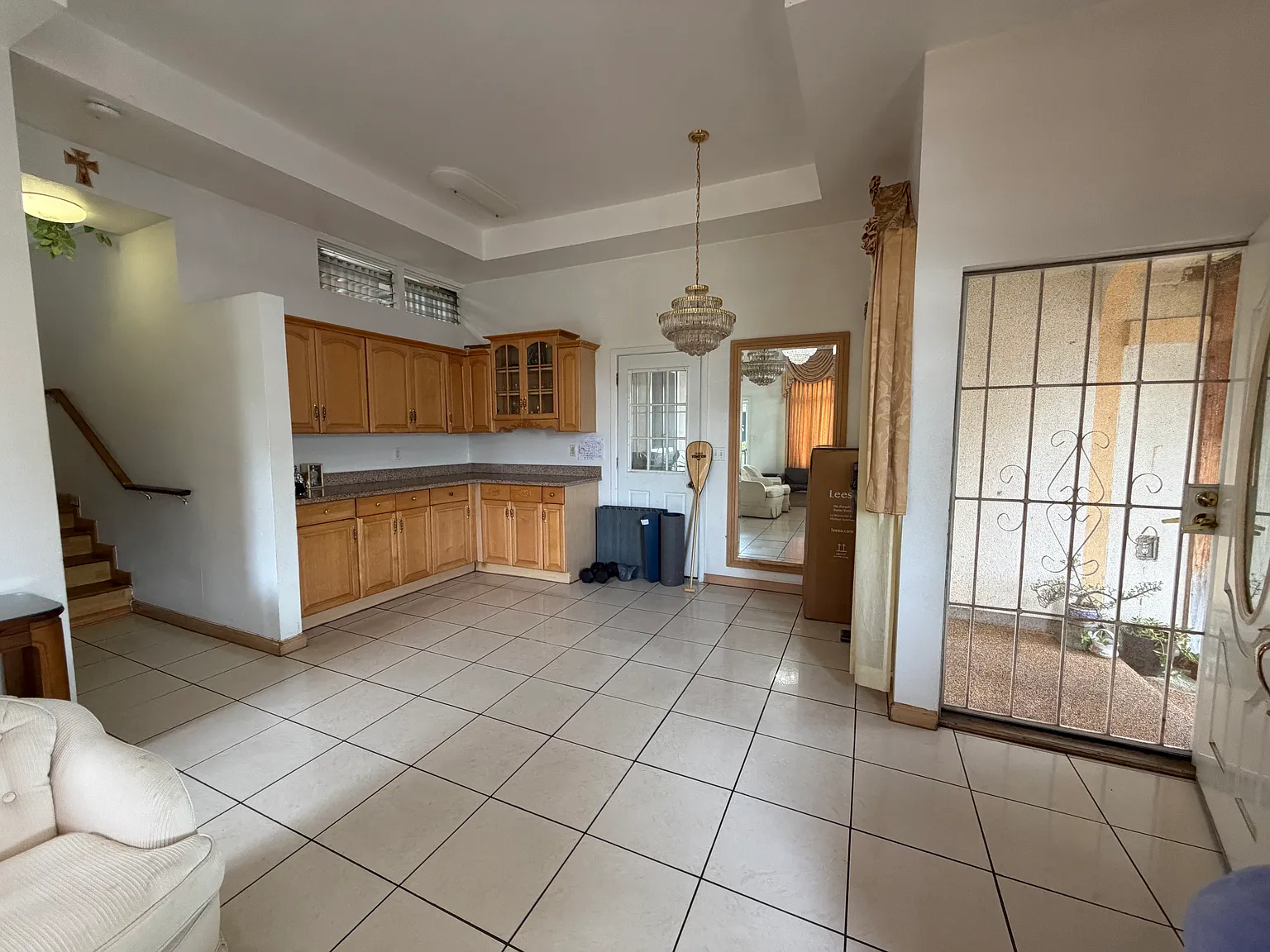 4 bed, 2.5 bath, $1,200 — Photo 2