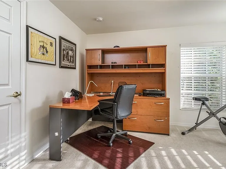 10082 Oakhurst Way — Photo 6