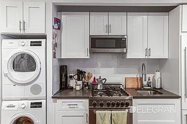 Rented by (Legacy) Elegran