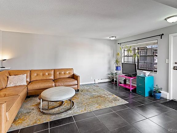 4th image of 1021 Carr St APT 28