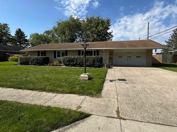 1203 N Manor Dr, Marion, IN 46952