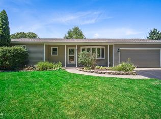 621 S Cooper St, New Lenox, IL 60451