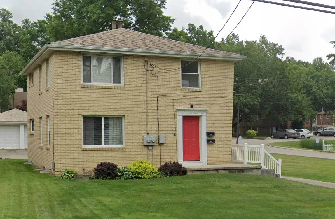 2 bed, 900 sqft, $975 — Photo 1