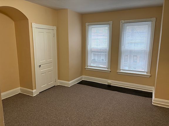 Front Room/ Bdrm 3