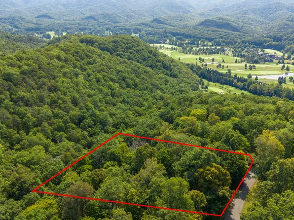 89 Dogwood Trl, White Sulphur Springs, WV 24986