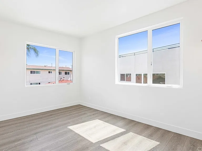 206 N Moore Ave #B — Photo 4