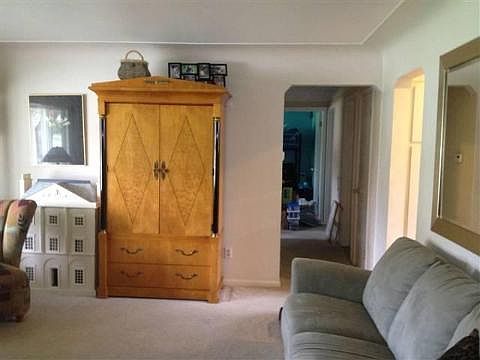 4th image of 52656 Brookcrest Dr