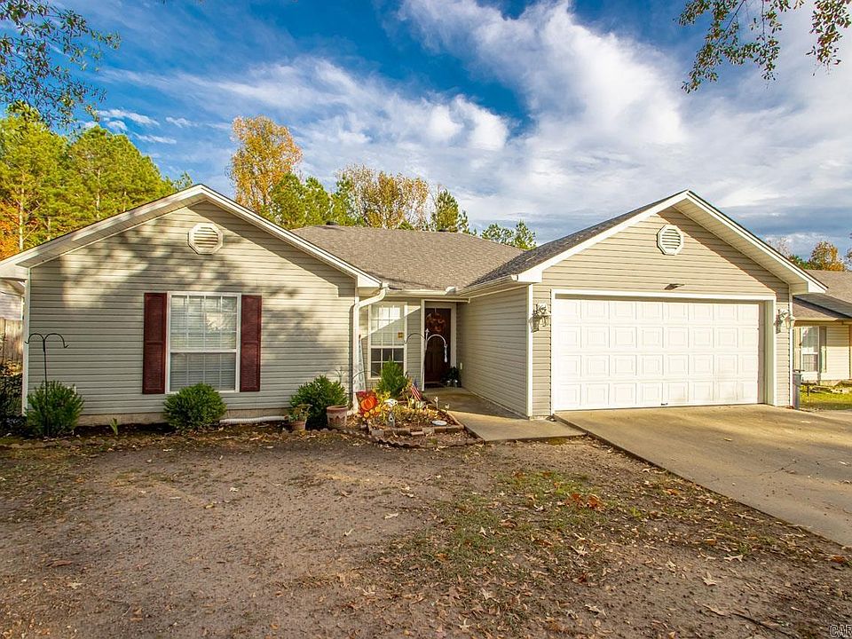 1st image of 26 Brenda Dr